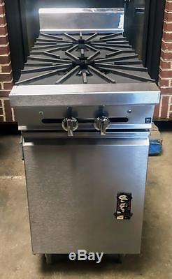 2014 Montague 18-5a Legend 18 Heavy Duty Gas Range With Two Open Burners