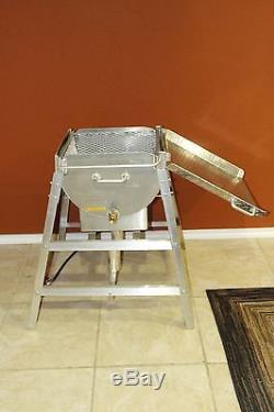 Crawfish Cooker Crawfish Boiler, Shrimp, Crab, Lobster Cooker Boiler NEW