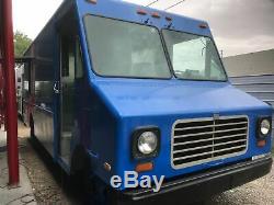 GMC 24' P35 Step Van Mobile Kitchen Food Truck with Commercial Equipment for Sal