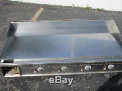 Keating 60fld 5ft Natural Gas 4 Burner Flat Top Griddle Countertop