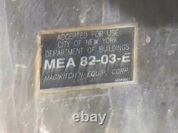 MagiKitchn MEA-82-03-E 24 Stainless Steel Gas Charbroiler