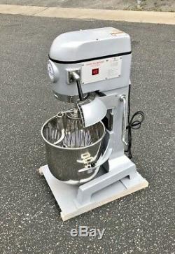 NEW 30 Quart Mixer Machine 3 Speed Bakery Kitchen Equipment MX30 Food Dough Mix