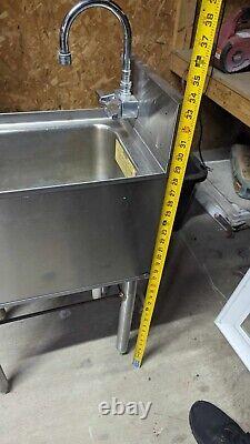 Perlick TS12DS-STK Underbar Dump Sink with Stainless Steel Legs, 12 x 18 9/16