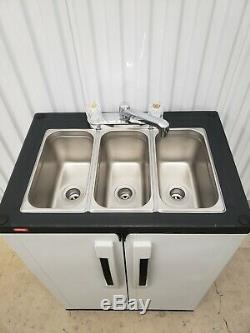 Portable NSF sink mobile Self contained Hot Water concession three 4 COMPARTMENT