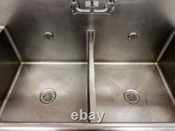 Stainless Steel 2 Compartment Commercial Sink Stainless Steel Legs Cross Bracing