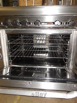 USED! IMPERIAL HEADY DUTY 36 RANGE With 6 BURNERS AND CONVECTION OVEN, NAT GAS