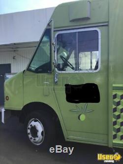 Used Diesel Freightliner Food Truck with Commercial Grade Kitchen Equipment for