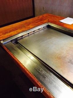Used Gas Hibachi Grill Griddle Self Contained W. Stainless Cabinet / Undershelf