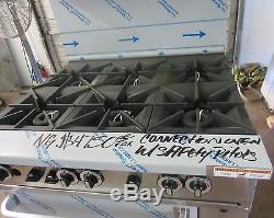 Vulcan 6 Burner Natural Gas Restaurant Range with Convection Oven & Safety Pilots