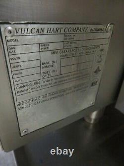 Vulcan VACB36 101 Achiever Radiant Natural Gas Charbroiler 102,000 BTU